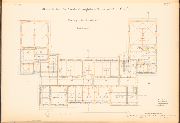 Ein detaillierter Grundrissplan der Königlichen Universität in Dresden mit zahlreichen Räumen und dem Hauptsaal sowie begleitendem Text.