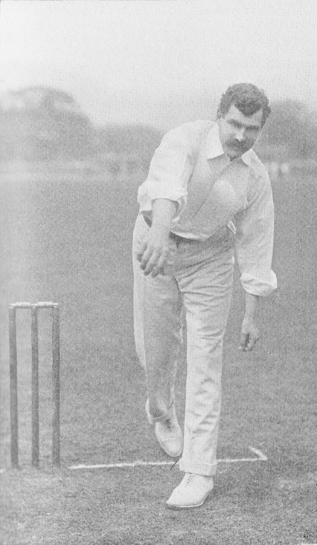 Ein Mann in weißem Hemd und Hose spielt Cricket mit Wickets auf dem Boden, Bäume und Himmel im Hintergrund, mit dem Text "Cricket-Spieler des Jahres" unten.