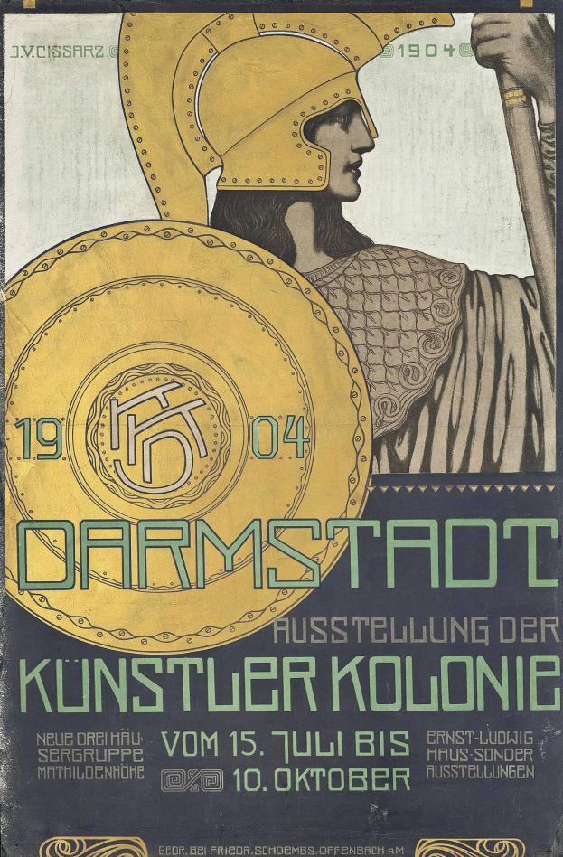 Plakat f├╝r ein 1904er Berlin-Konzert mit einem Helmtr├Ąger, der ein Schild h├Ąlt, mit fetter Schrift «Darmstadt» und «K├╝nstler Kolonie»